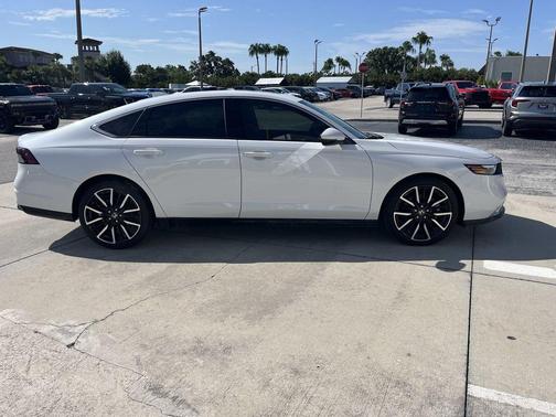 2025 Honda Accord Hybrid Touring