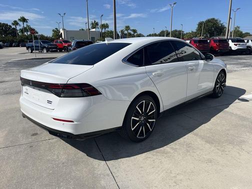 2025 Honda Accord Hybrid Touring