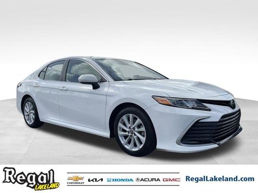 2022 Toyota Camry LE