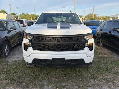 Summit White 2023 Chevrolet Silverado 1500 Custom