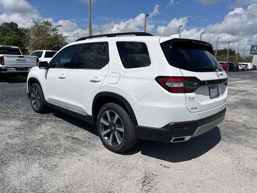 2025 Honda Pilot Elite