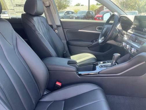 2025 Acura Integra Base