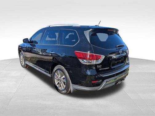 2014 Nissan Pathfinder SL