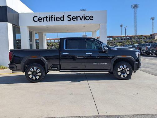 2025 GMC Sierra 2500 Denali