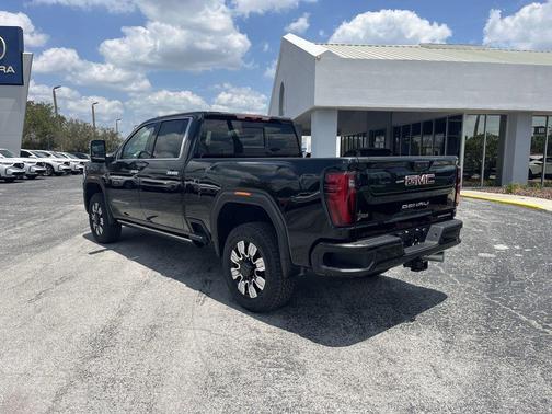 2025 GMC Sierra 2500 Denali