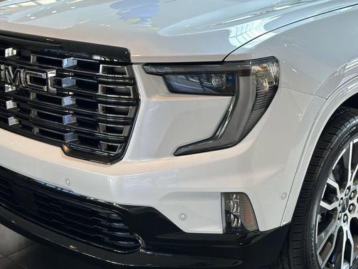 Glacier White 2026 GMC Acadia DENALI ULTIMATE