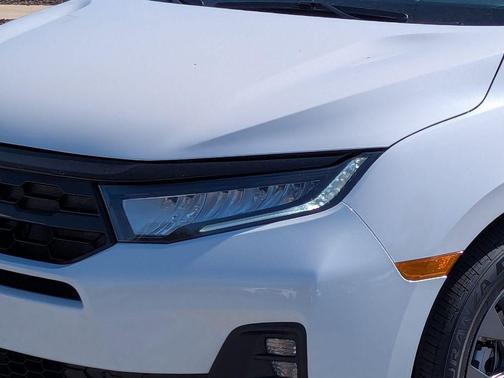 Platinum White Pearl 2026 Honda Odyssey Touring