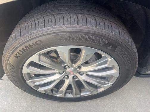Onyx Black 2023 GMC Yukon Denali
