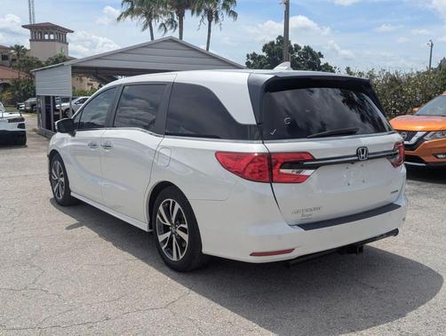 Platinum White Pearl 2023 Honda Odyssey Touring