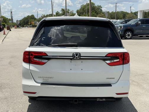 Platinum White Pearl 2023 Honda Odyssey Touring
