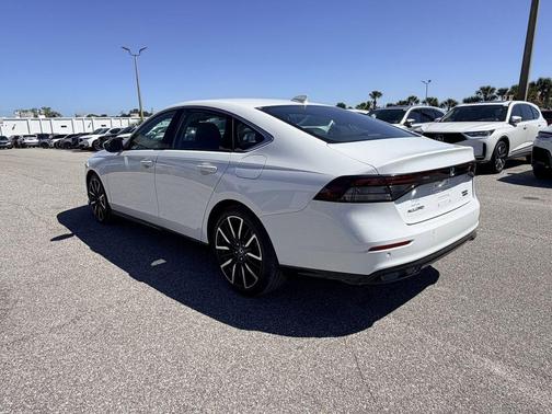 2025 Honda Accord Hybrid Touring