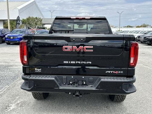 2026 GMC Sierra 1500 AT4X
