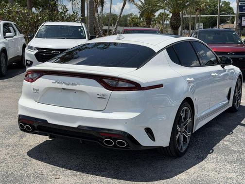 Snow White Pearl 2020 Kia Stinger GT1