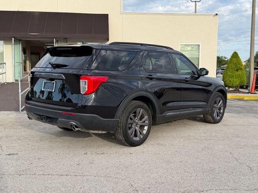 Black Metallic 2023 Ford Explorer XLT