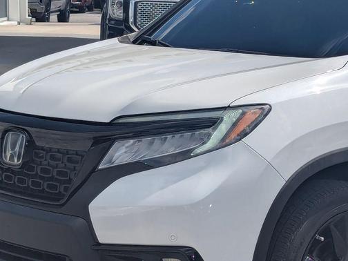2021 Honda Passport Elite