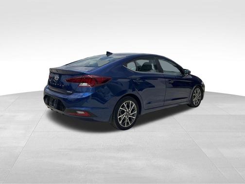 2020 Hyundai ELANTRA Limited