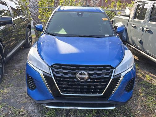 Electric Blue Metallic 2024 Nissan Kicks SV