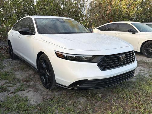 Platinum White Pearl 2024 Honda Accord Hybrid Sport-L
