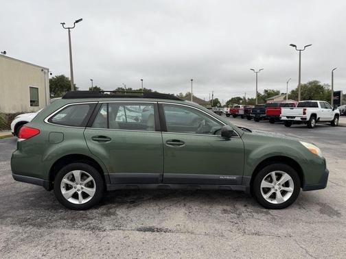 2014 Subaru Outback 2.5i