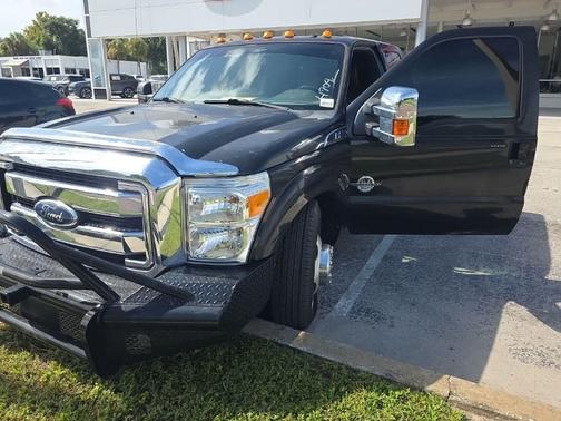 2011 Ford F-350 Lariat Super Duty