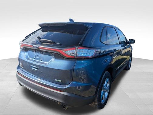 2018 Ford Edge SE