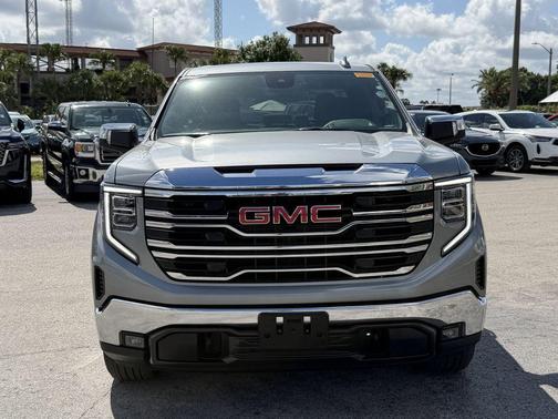 Sterling 2025 GMC Sierra 1500 SLT