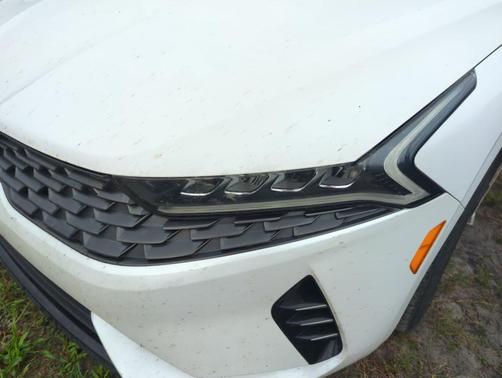 Glacial White Pearl 2021 Kia K5 LXS