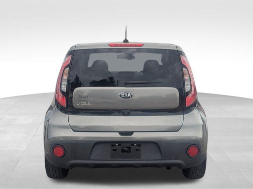 2017 Kia Soul Base