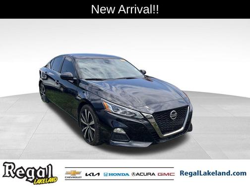2022 Nissan Altima 2.5 SR