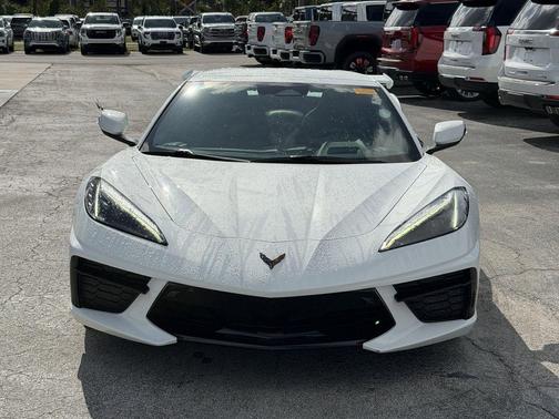 Arctic White 2025 Chevrolet Corvette Stingray w/2LT