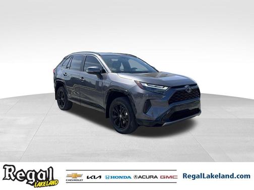 2024 Toyota RAV4 Hybrid SE