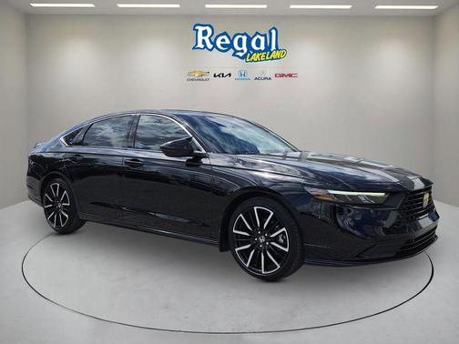 Crystal Black Pearl 2024 Honda Accord Hybrid Touring