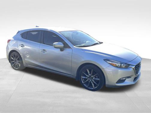 2018 Mazda Mazda3 Touring