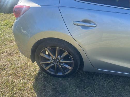 2018 Mazda Mazda3 Touring