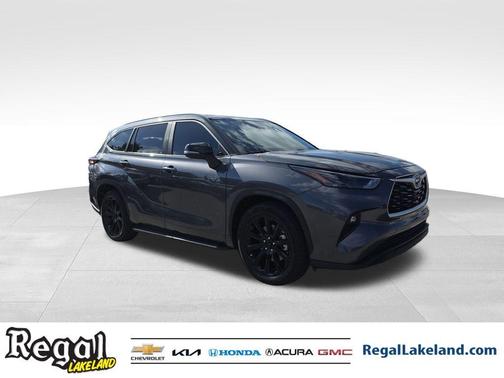 2024 Toyota Highlander XLE