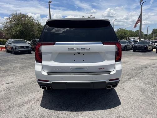 2025 GMC Yukon Denali