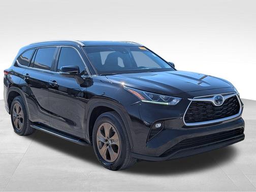 2023 Toyota Highlander Hybrid Bronze Edition