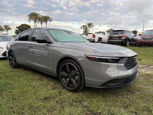 Urban Gray Pearl 2024 Honda Accord Hybrid Sport