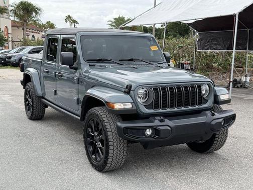 Anvil Clearcoat 2025 Jeep Gladiator Sport