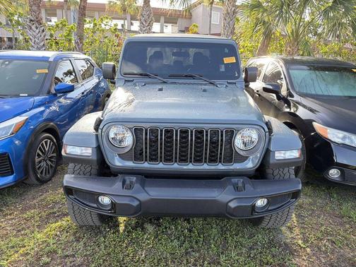 Anvil Clearcoat 2025 Jeep Gladiator Sport