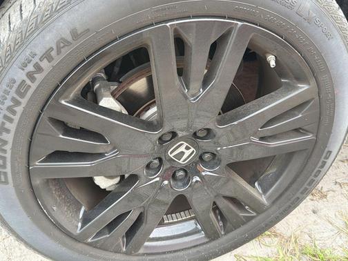 2022 Honda Pilot Black Edition