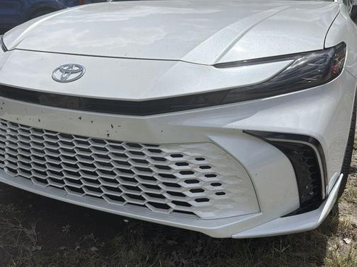 Pearl 2025 Toyota Camry XSE