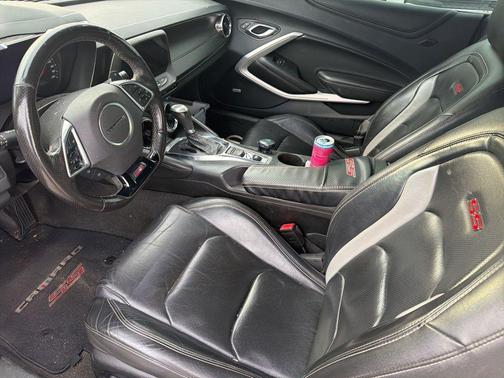Mosaic Black Metallic 2019 Chevrolet Camaro 2SS