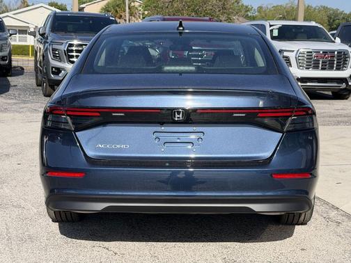 Canyon 2026 Honda Accord SE