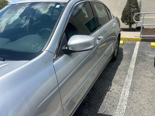 White 2008 Honda Accord LX-P