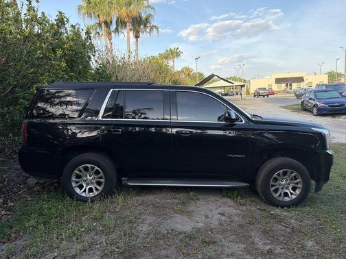 Onyx Black 2016 GMC Yukon SLE