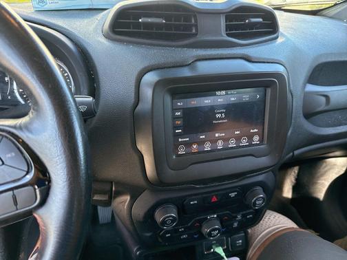 2020 Jeep Renegade Altitude