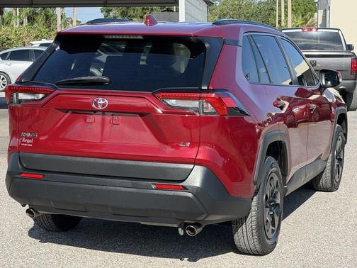 Pearl 2019 Toyota RAV4 LE