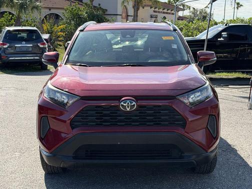Pearl 2019 Toyota RAV4 LE