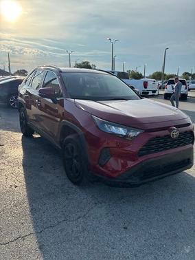 Pearl 2019 Toyota RAV4 LE
